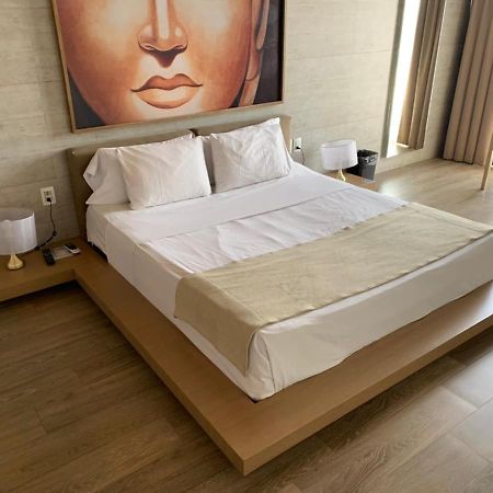 Motel Okura Villas Y Suites กัวดาลาฮารา ภายนอก รูปภาพ