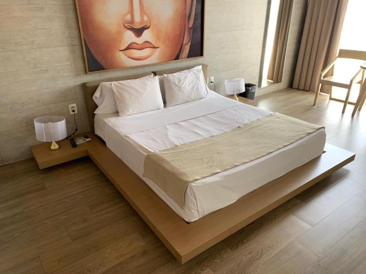 Motel Okura Villas Y Suites กัวดาลาฮารา ภายนอก รูปภาพ