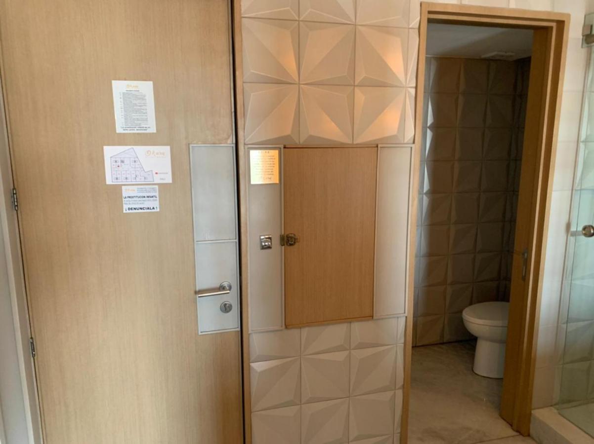 Motel Okura Villas Y Suites กัวดาลาฮารา ภายนอก รูปภาพ