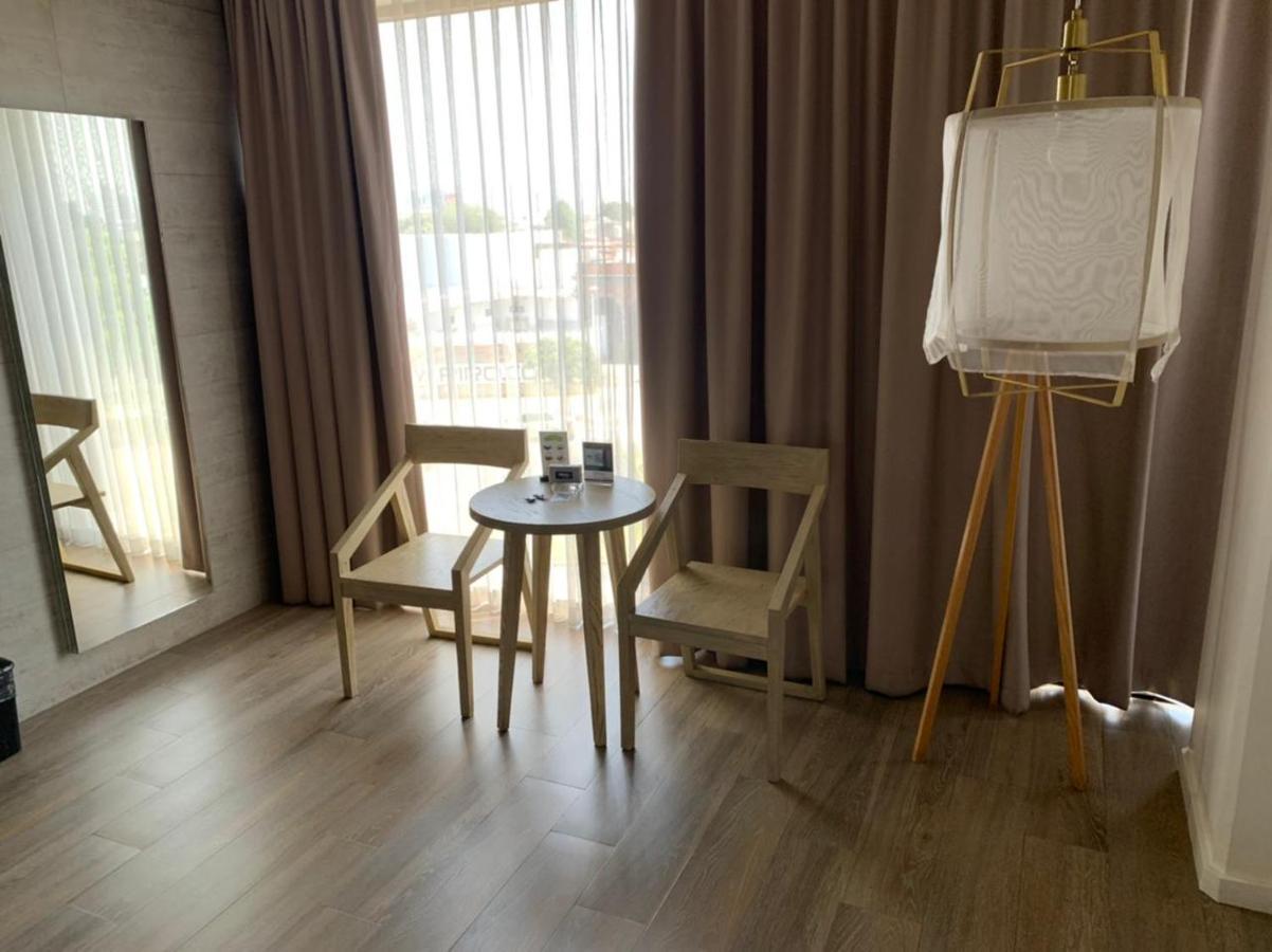 Motel Okura Villas Y Suites กัวดาลาฮารา ภายนอก รูปภาพ