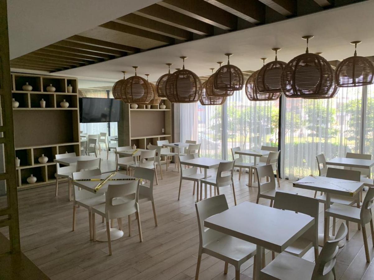 Motel Okura Villas Y Suites กัวดาลาฮารา ภายนอก รูปภาพ